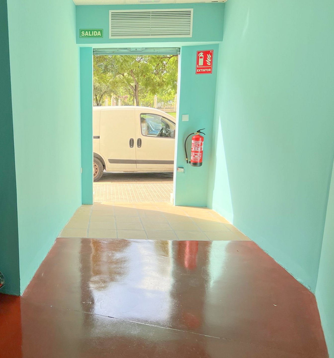 Zona de carga y salida